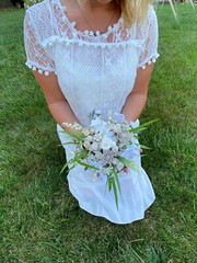 White Button & Brooch Bridal Bouquet – Lovely, Elegant & Romantic