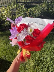 Handmade Soap Flower Bouquet Red Roses & Lavender Gift Set w/ Light & Bag