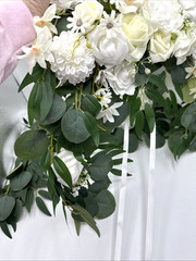 Artificial Arch Flowers Kit, 2Pcs Artificial Flower Arch Decor 2 Drapes Ivory