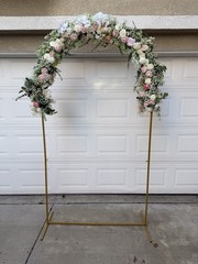 Flower Arch – Weddings, Showers, Etc! Fake flowers – Roses, Baby’s Breath, Etc!