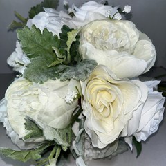 Bridal Bouquet Ivory White Roses Ranunculus Silk Flowers Pearl Center Weddingnew