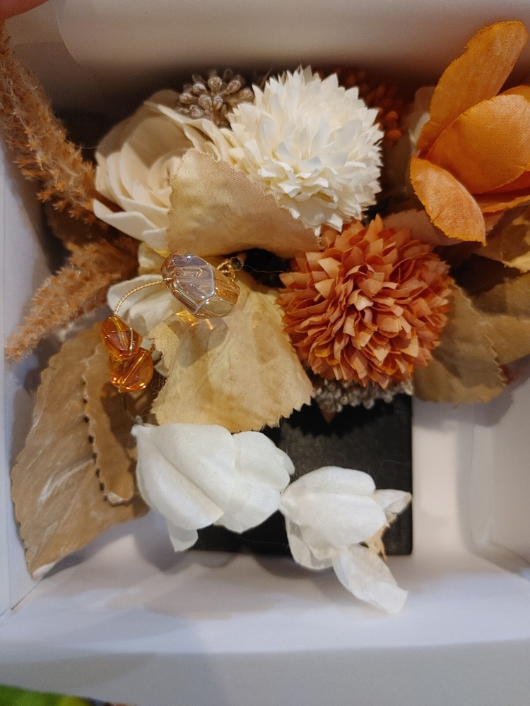 Ling’s Moment French Orange & Cream Wedding Boutonniere