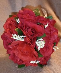 NEW Small Artificial 9 Red Rose Bridesmaid, Flower Girl, Clutch Toss Bouquet