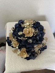 A&C Faux Flower Wedding/Quinceañera Bouquet Brand New In Box Navy And Gold