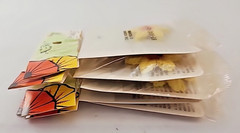 Vtg 13 Packs Mangelsen A-Ray of Petals Star Flower 12 Flowers/Pack Yellow 1979
