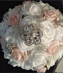 Bouquet Crystal Pearl Silk Roses Bridal Wedding Bouquet Artificial Fake Flowers