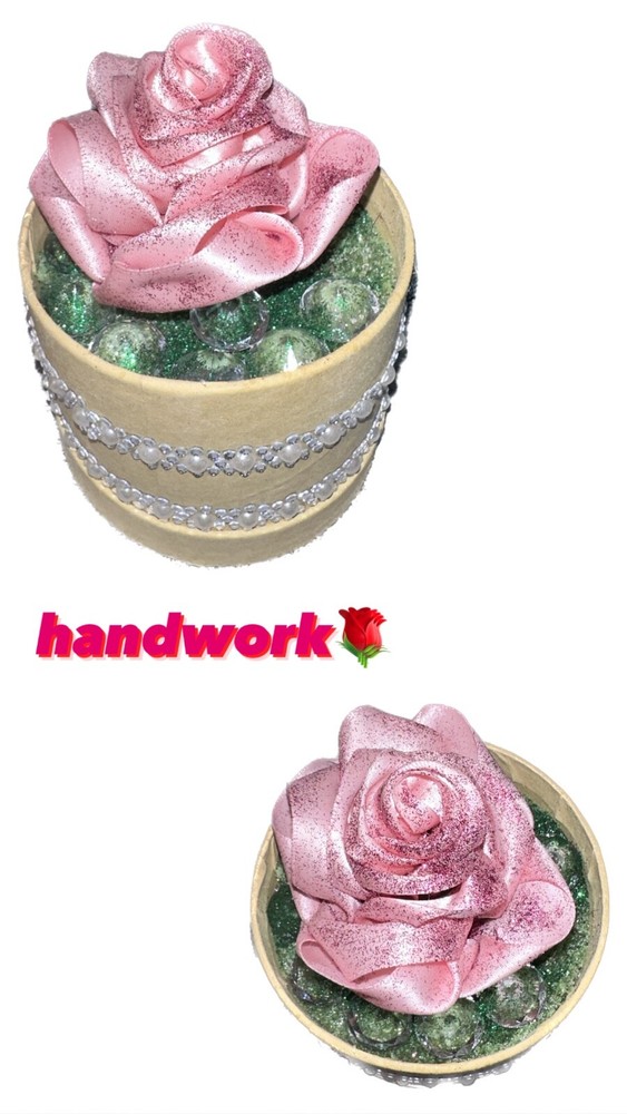handmade roses for all occasions, weddings, birthdays, funerals.