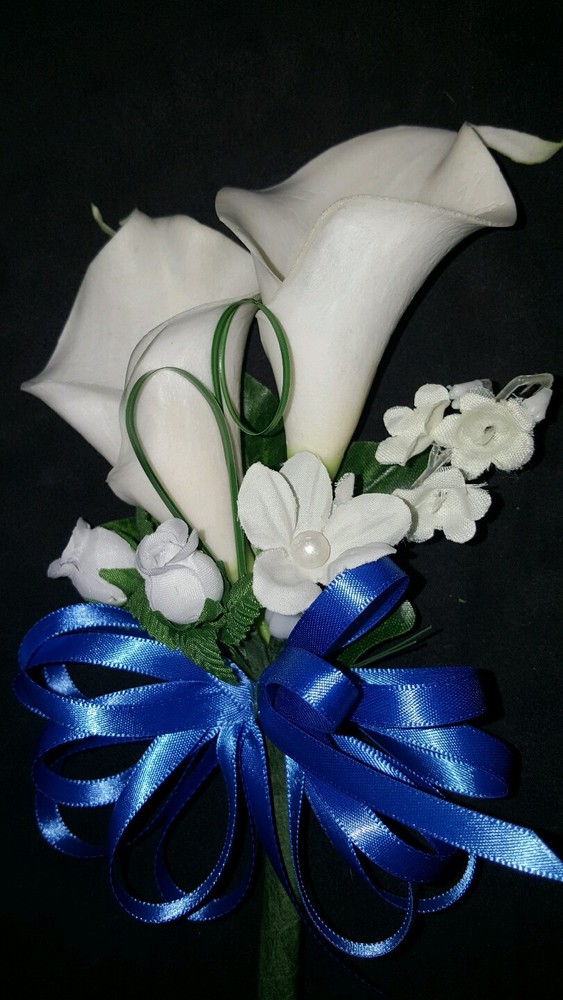 Wedding double or single calla lily mother’s or grandma’s corsage blue