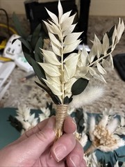 8 Boutonnière For Weedings All Ready To Go Needs Fluffed And Needless