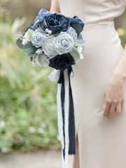 7-inch Ling’s Moment Wedding Bouquet