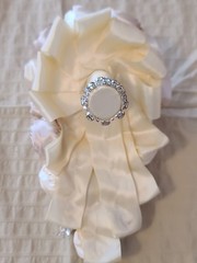 Vintage Style Wedding Bouquet With Broches – BLING
