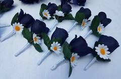 18 Pc. Wedding Bouquet Package, Navy Blue Roses, White Daisies, Wedding Bouquet
