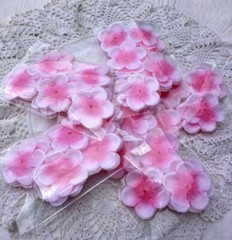 100 pcs cherry rose flower petals Wedding Party Girl Basket