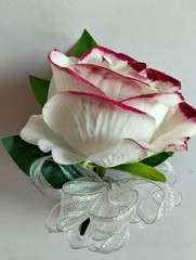 Hand Made pin on boutonniere Set