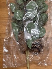 Leaf Greenery with Pinecones. Five Packs. NEW