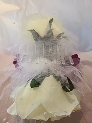 Quinceañera/Wedding Hair Clip Accessory Burgundy/Cream With Pearls And Netting
