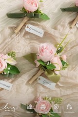 6pcs Groomsmen Boutonniere Collection