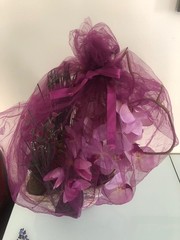 Second Hand Decorative Faux Flower Arrangement in Elegant Vase – Home Decor
