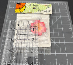 NOS 6 Packs Mangelsen’s A-Ray of Petals Pink Star Flower Petals 12 per Pack=72