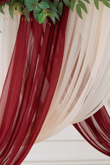 Deluxe Wedding Arch Flowers Kit with 3 Sheer Drapes – 5Pcs Silk Arrangements