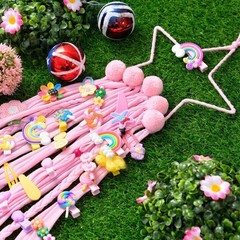 Stylish Star Wire Wreath Enhance Your DIY Skills with this Iron Frame Prop