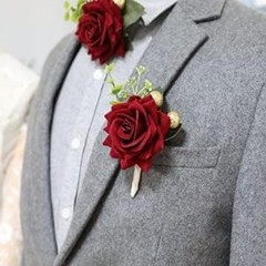 Handcrafted Burgundy Floral Corsage and Boutonniere Set – Perfect Wedding Gift