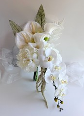 AUSTRALIAN NATIVE FLOWERS EUCALYPTUS GUM SEED STEM ARTIFICIAL GREENERY STEMS