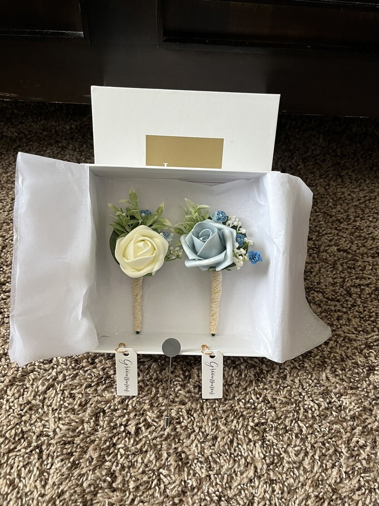 Ling’s Moments Wedding Groom Or Prom Boutonnière Set