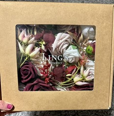 Ling’s Moment Artificial Flowers Box Of Loose Leaf Flowers