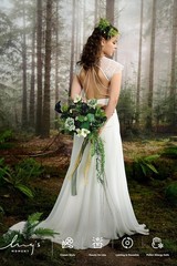 Gorgeous 13″ Bride Bouquet – Emerald Green Cascading Bouquet