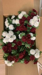100 ‘Silk’ Flowers (Red & White)