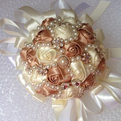Handmade Luxury Rose Silk Pearls Rhinestone Brooch Wedding Bridal Bouquet Ivory