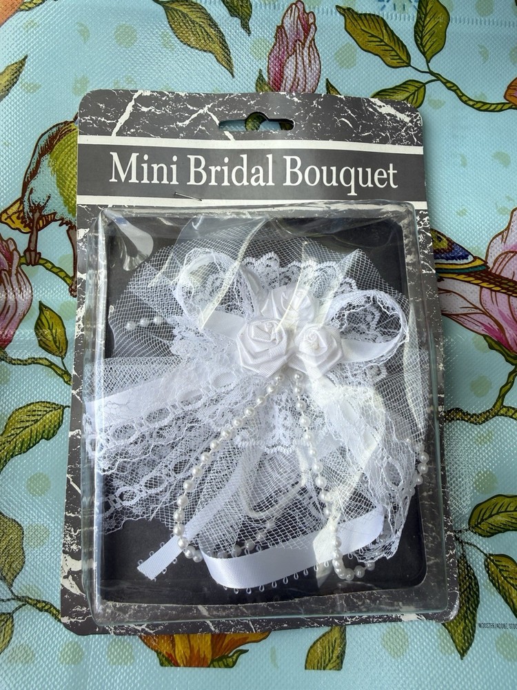 Vintage Mini Bridal Bouquet Made In USA Bakery Crafts Ohio NWT