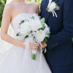 Wedding Rose Bouquet Bridesmaid Flower Bouquets, 11″ Feather White Rose Boho Wed