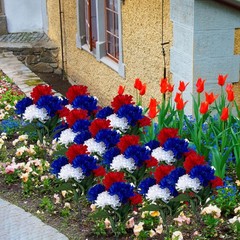 10pcs Patriotic Red White Blue Peony Bouquet Indoor Outdoor Decor