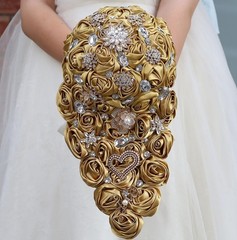 Satin/Brooch Rhinestone Gold Golden Flower Floral Wedding Bridesmaid Bouquet