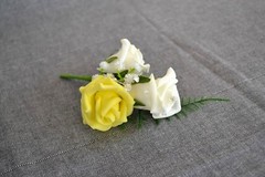 Wedding CORSAGE buttonhole, triple rose for groomsman, wedding guest, prom (C1)
