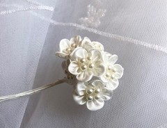 72 Flower Bridal Satin / Pearls.6 Flower x 12 /Per Bag. Pick Your Color!