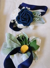 2 PCS Wrist Corsage Wristlet Artificial Roses Wedding Prom Navy Blue & White Tie