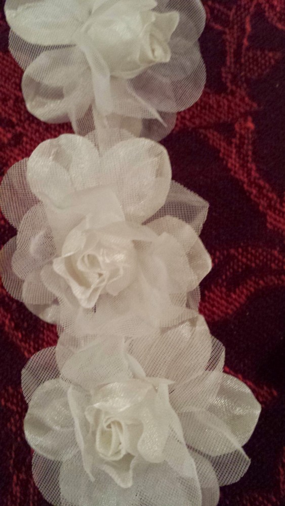 1 Silk White Multi Rose Bud Stem for Bridal Wedding Quinceanera Communion Favors