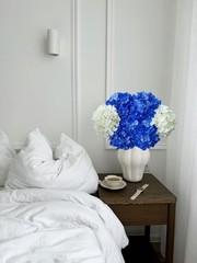 6 Pcs 20″ Silk Hydrangeas Flower, Hydrangea Artificial Flowers, White/Dark Blue