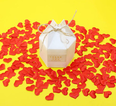 200Pcs Sponge Confetti Flower Decor Heart Shape Petals Table Wedding Decoration