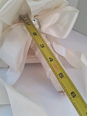 IVORY/CREAM Satin Roses & Diamante Brooch/Rose Gold Brooch; Bridal Bouquet; EUC!