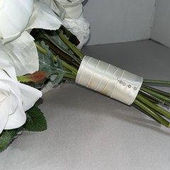 Bridal Bouquet Ivory White Roses Ranunculus Silk Flowers Pearl Center Weddingnew