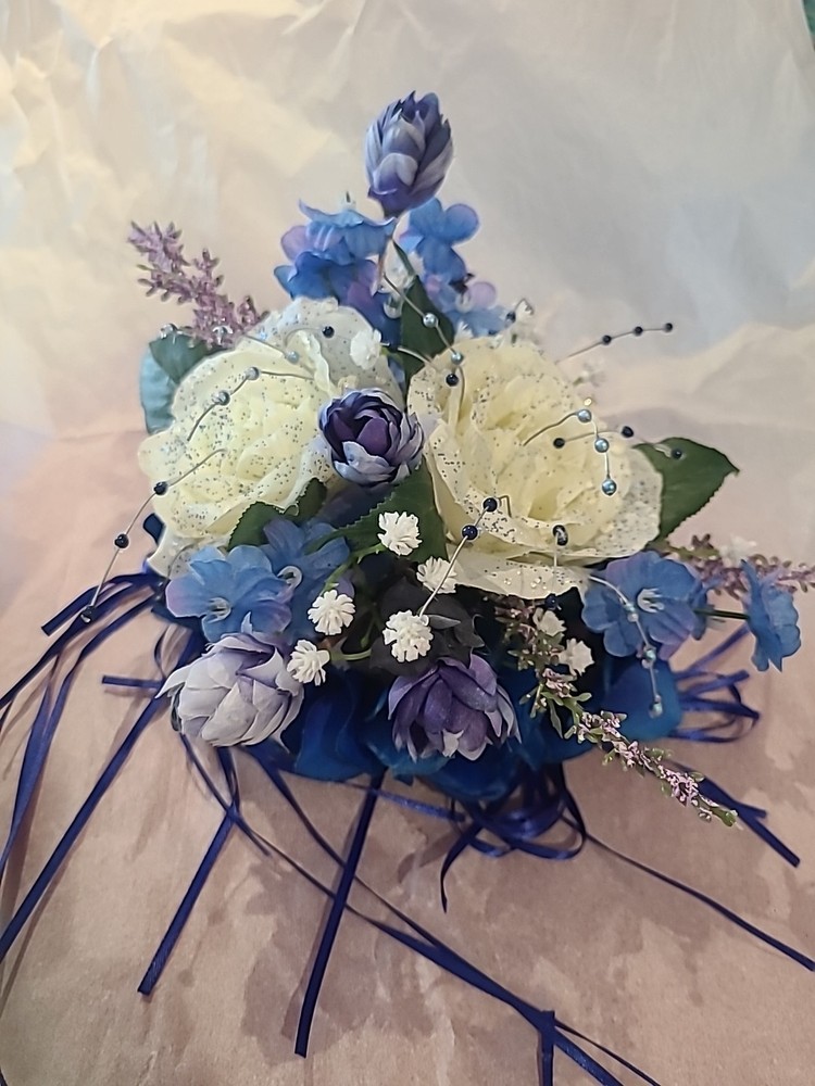 Artificial Flowers quinceañera/Bridal Bouquet Royal Blue, Purple And White