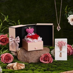 Preserved Eternal Rose With “I Love You” in 100 Languages Necklace