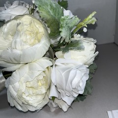 Bridal Bouquet Ivory White Roses Ranunculus Silk Flowers Pearl Center Weddingnew