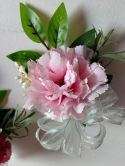 Formal pin on boutonniere set of carnations