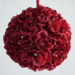 4 Wine Hydrangea 7″ wide Kissing Balls Wedding Party Bouquets Centerpieces SALE