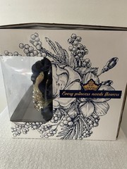 A&C Faux Flower Wedding/Quinceañera Bouquet Brand New In Box Navy And Gold